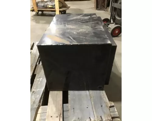 MACK LEU633 Tool Box