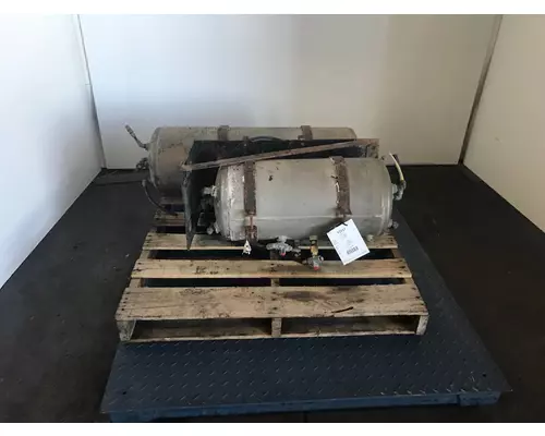 MACK LE Air Tank