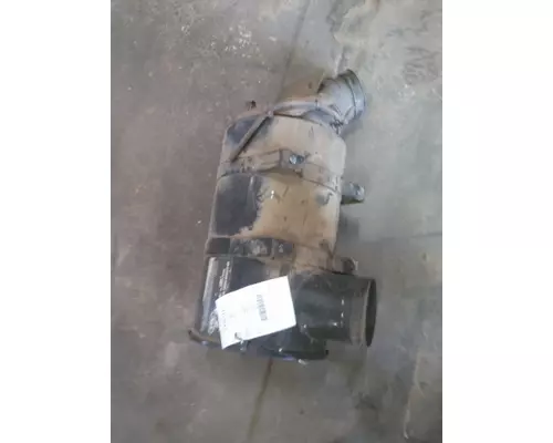 MACK LR612 AIR CLEANER