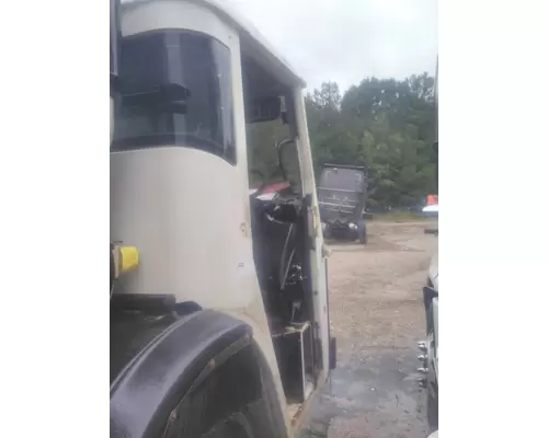 MACK LR612 CAB