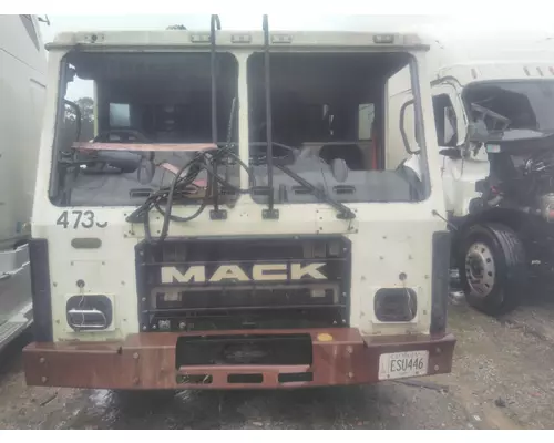 MACK LR612 CAB