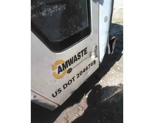 MACK LR612 DOOR ASSEMBLY, FRONT