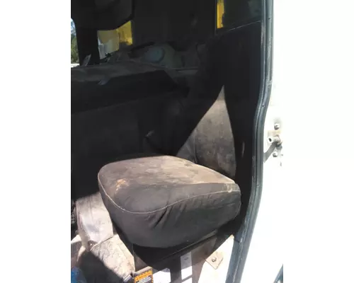 MACK LR612 SEAT, FRONT