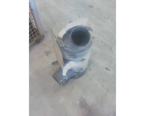 MACK LR613 AIR CLEANER