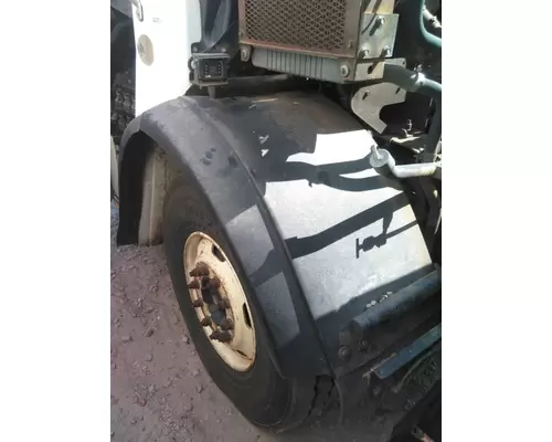 MACK LR613 FENDER EXTENSION