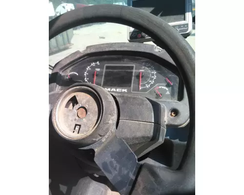 MACK LR613 GAUGE CLUSTER