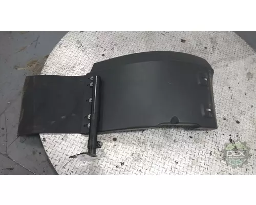 MACK LR 8251 front mudguard