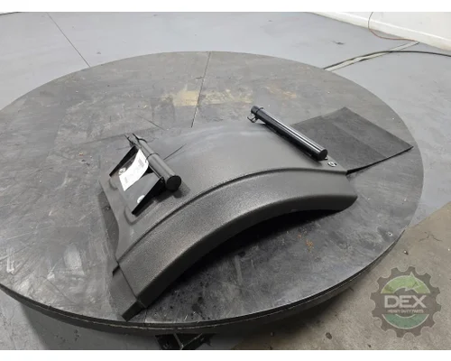 MACK LR 8251 front mudguard