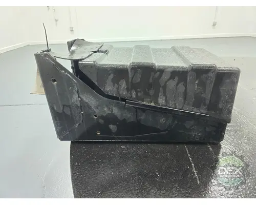 MACK LR Battery Box