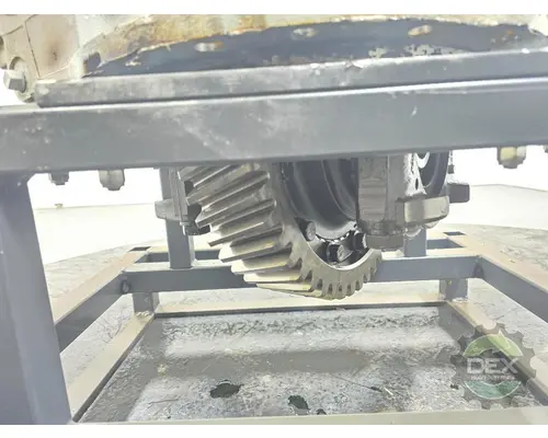 MACK LR Differential Assembly (Front, Rear)
