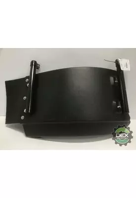 MACK LR Fender