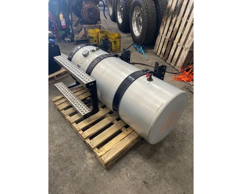 MACK MD Fuel Tank