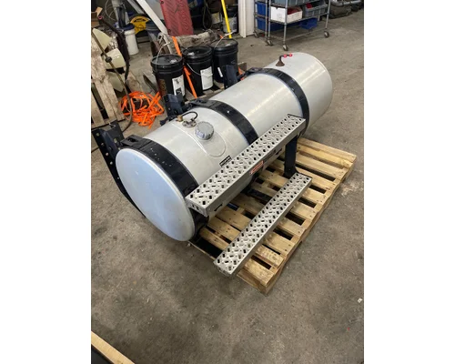 MACK MD Fuel Tank
