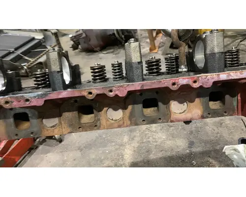MACK MP10 Cylinder Head