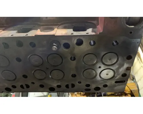 MACK MP10 Cylinder Head