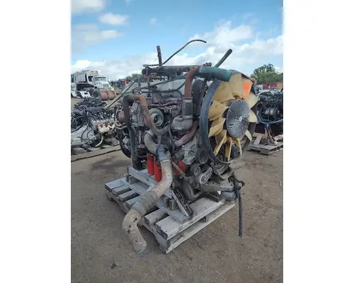 MACK MP7-325M Engine Assembly