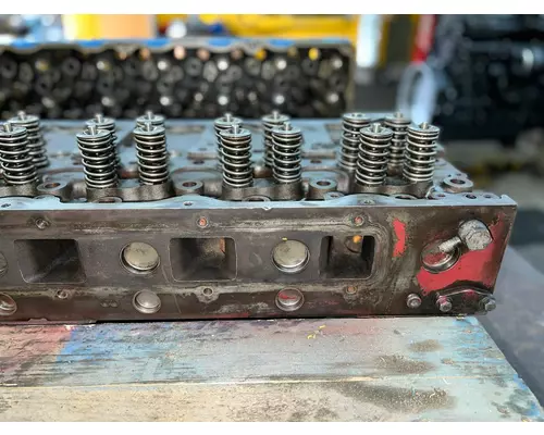 MACK MP7 Cylinder Head