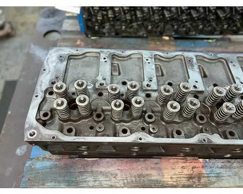 MACK MP7 Cylinder Head