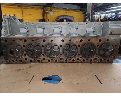 MACK MP7 Cylinder Head