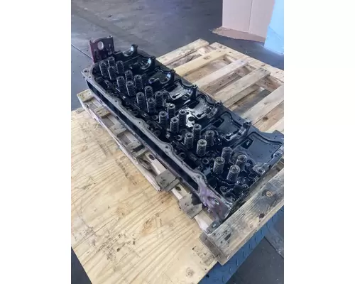 MACK MP7 Cylinder Head