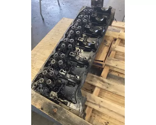 MACK MP7 Cylinder Head