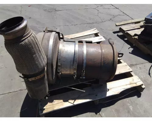 MACK MP7 DPF ASSEMBLY (DIESEL PARTICULATE FILTER)