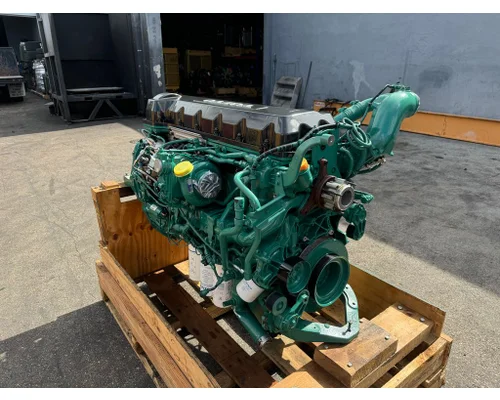 MACK MP7 Engine Assembly