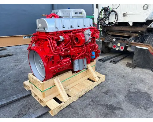 MACK MP7 Engine Assembly