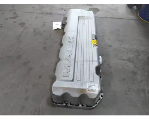 MACK MP7 VALVE COVER