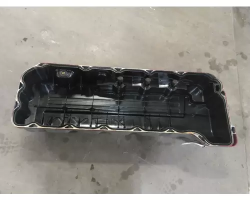 MACK MP7 VALVE COVER