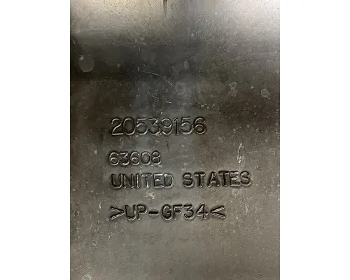 MACK MP7 Valve Cover