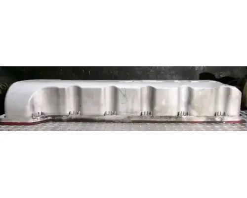 MACK MP7 Valve Cover