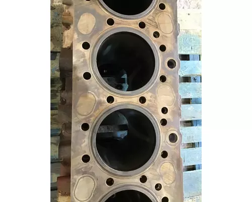 MACK MP8 CYLINDER BLOCK