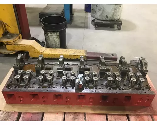 MACK MP8 CYLINDER HEAD