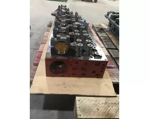 MACK MP8 CYLINDER HEAD