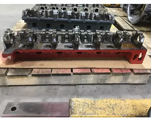 MACK MP8 CYLINDER HEAD