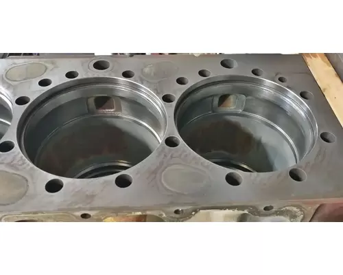 MACK MP8 Cylinder Block