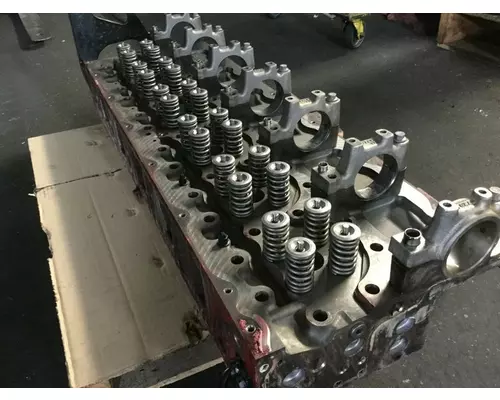 MACK MP8 Cylinder Head