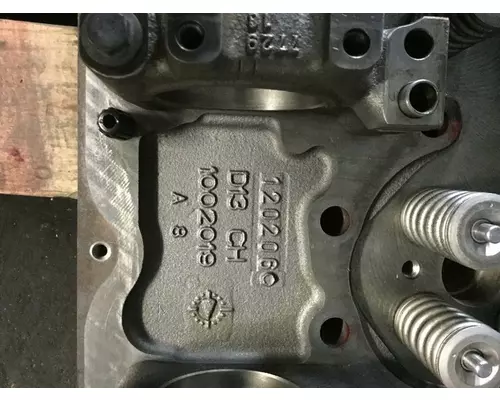 MACK MP8 Cylinder Head