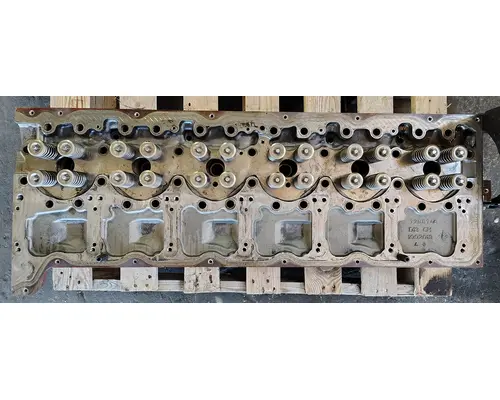 MACK MP8 Cylinder Head