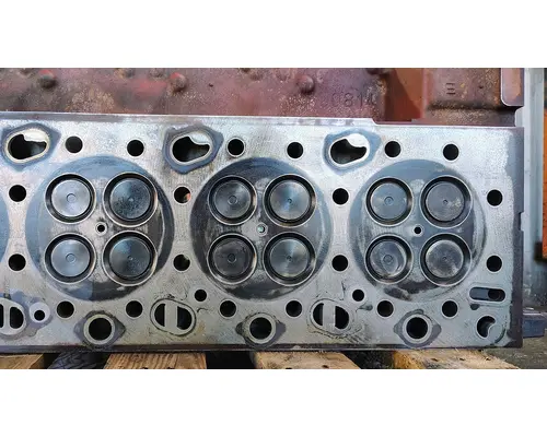 MACK MP8 Cylinder Head