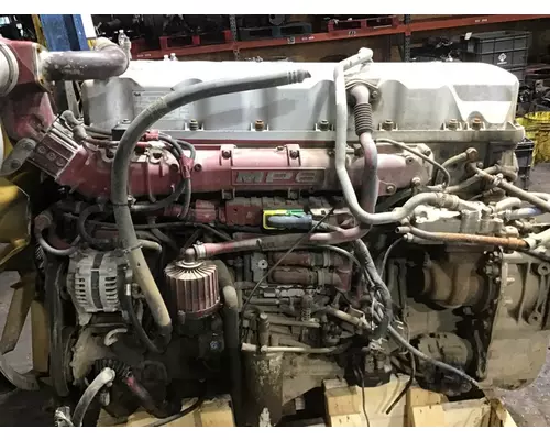 MACK MP8 Engine Assembly