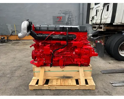 MACK MP8 Engine Assembly