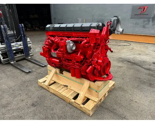 MACK MP8 Engine Assembly