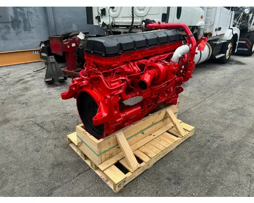 MACK MP8 Engine Assembly