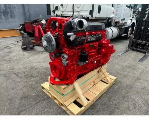 MACK MP8 Engine Assembly