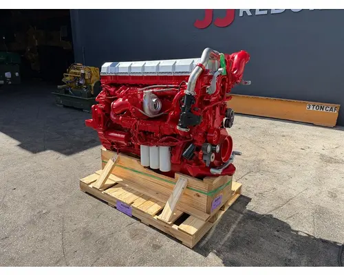 MACK MP8 Engine Assembly