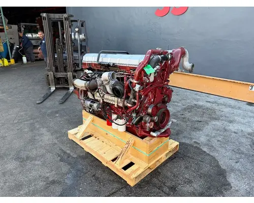 MACK MP8 Engine Assembly