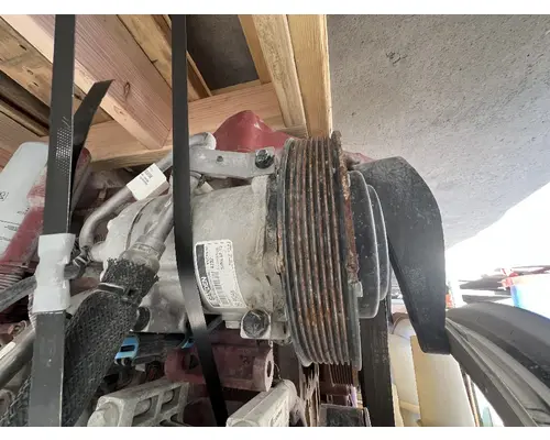 MACK MP8 Engine Assembly