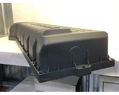 MACK MP8 Valve Cover